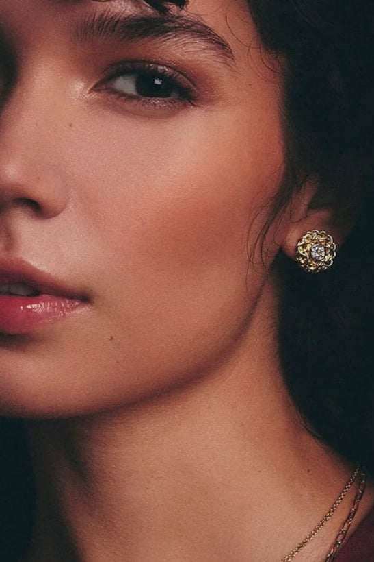 STUD EARINGS