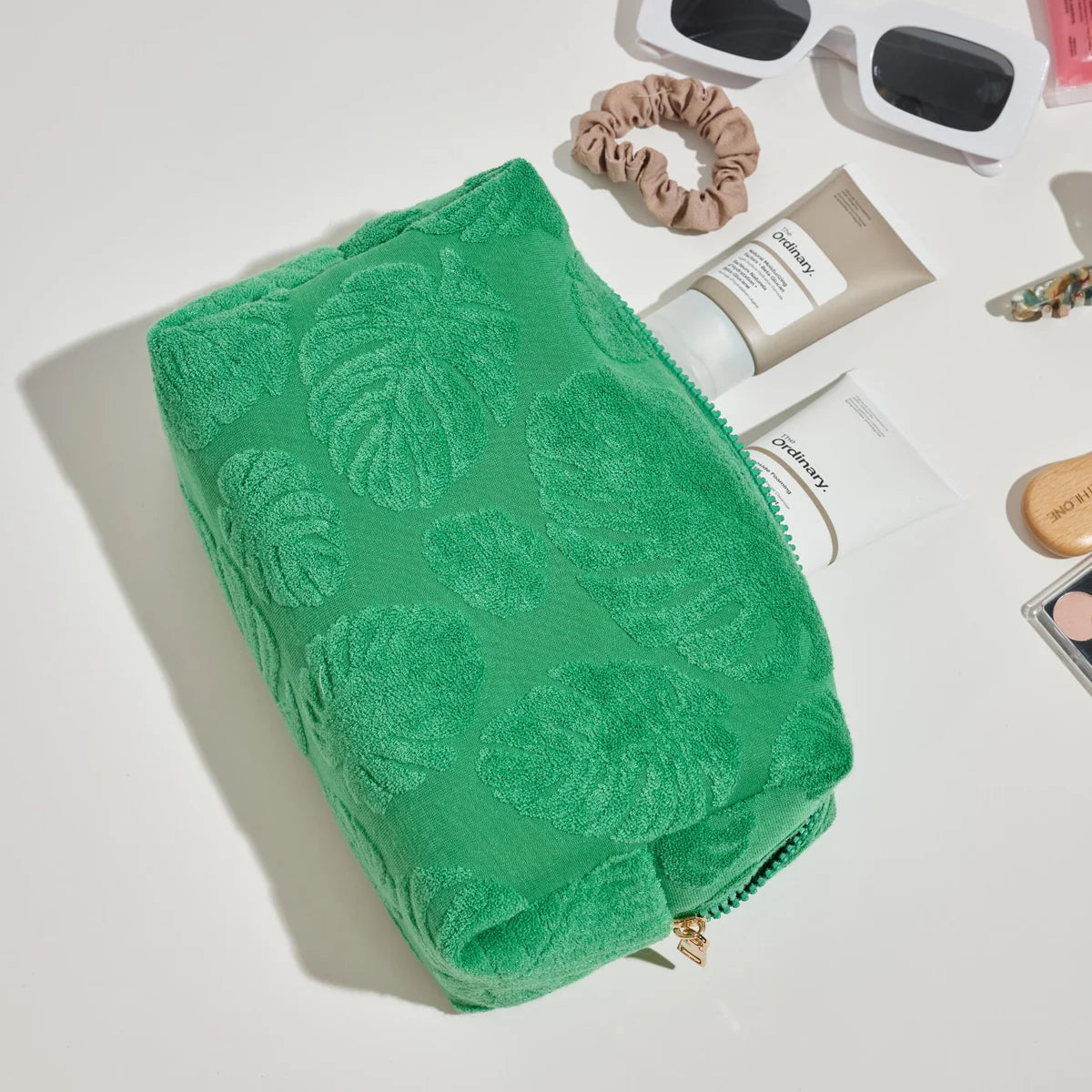 PALM BREEZE POUCH