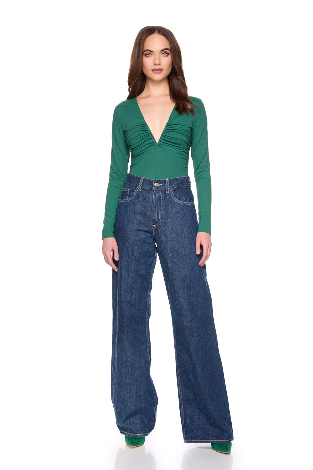 V WIRE GATHERED TOP
