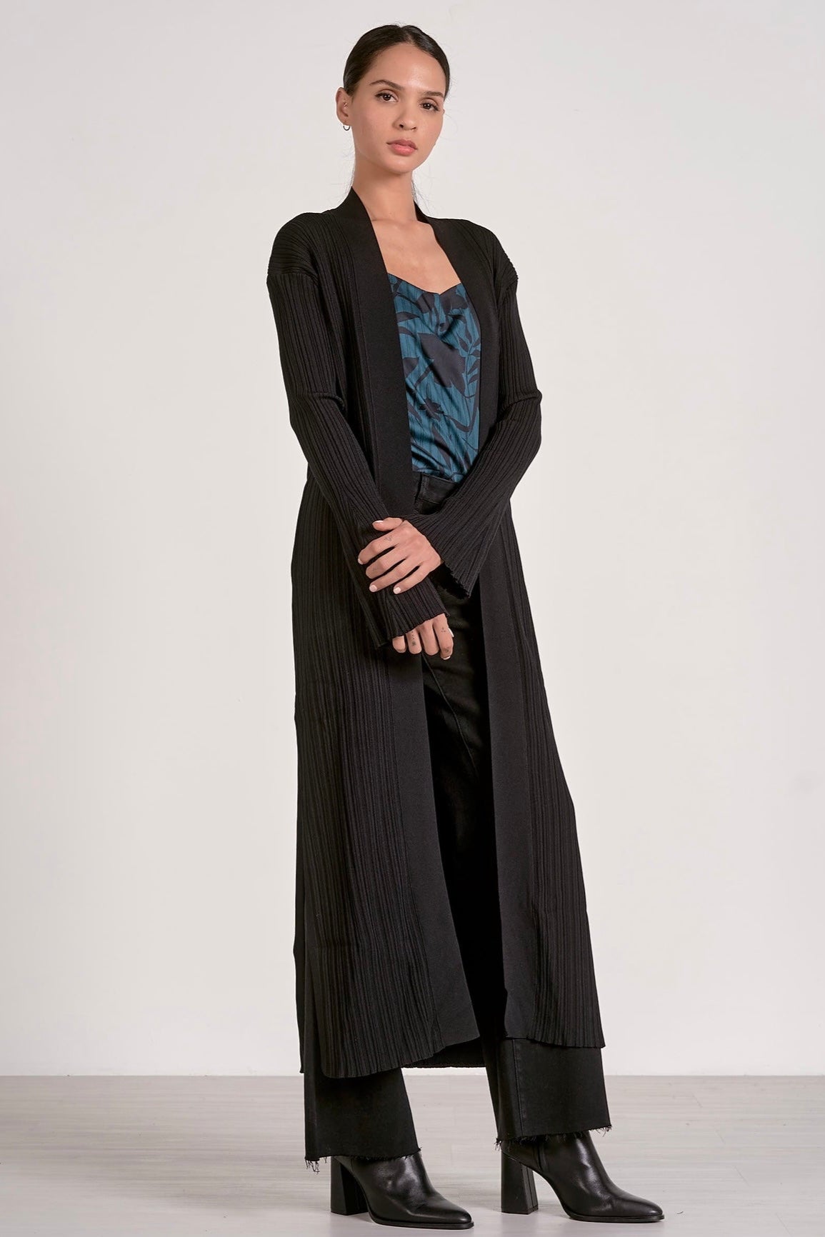 ROEY LONG CARDIGAN