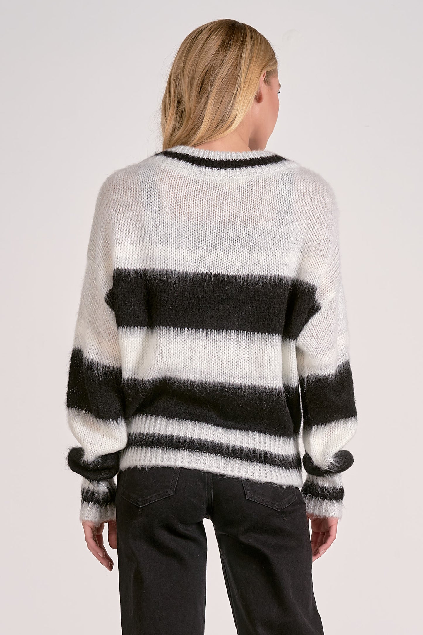 BLACK WHITE STRIPE SWEATER