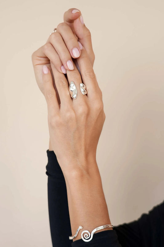LIQUID LUXE RING