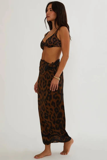 SUNNY SARONG