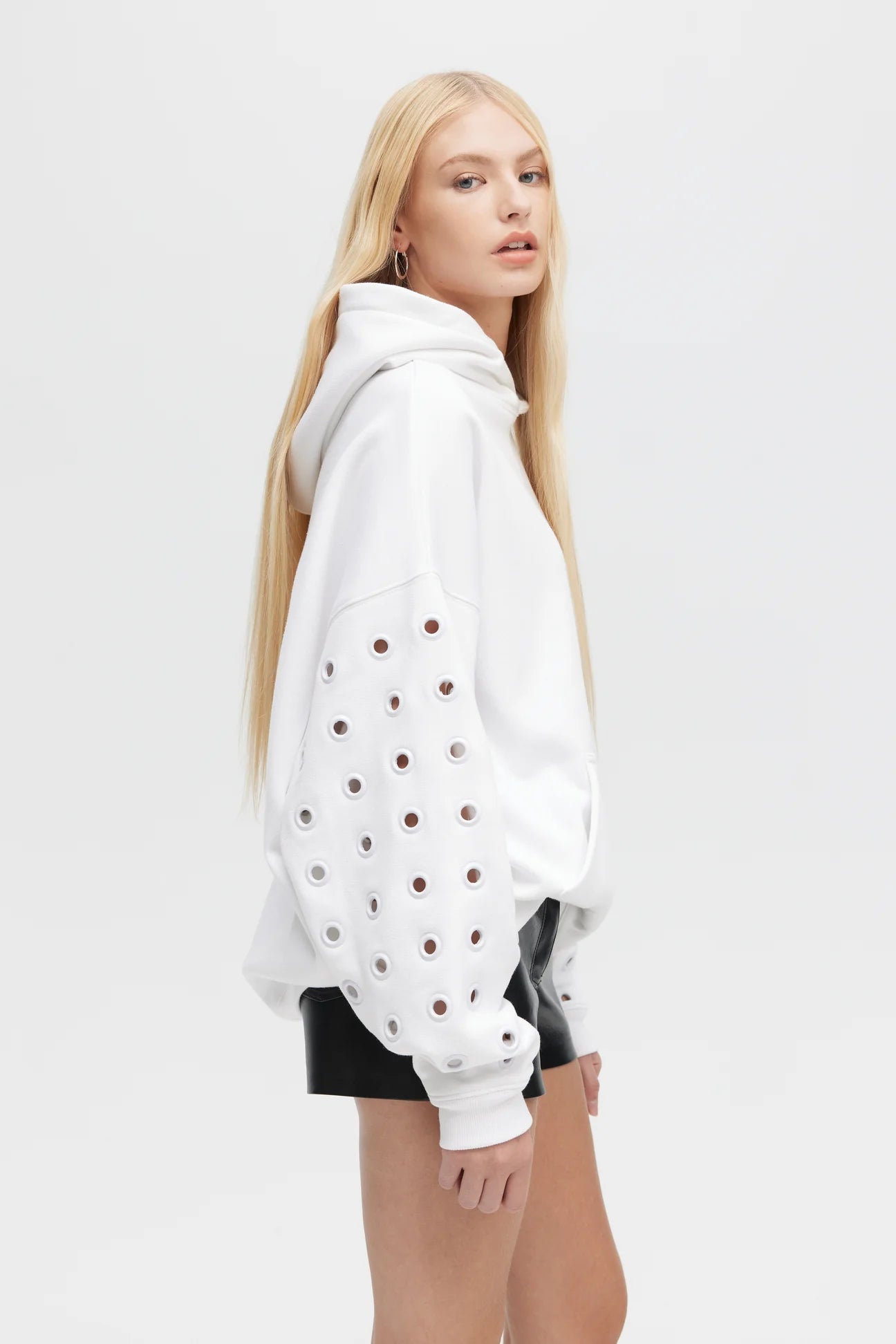 HIRA HOODIE