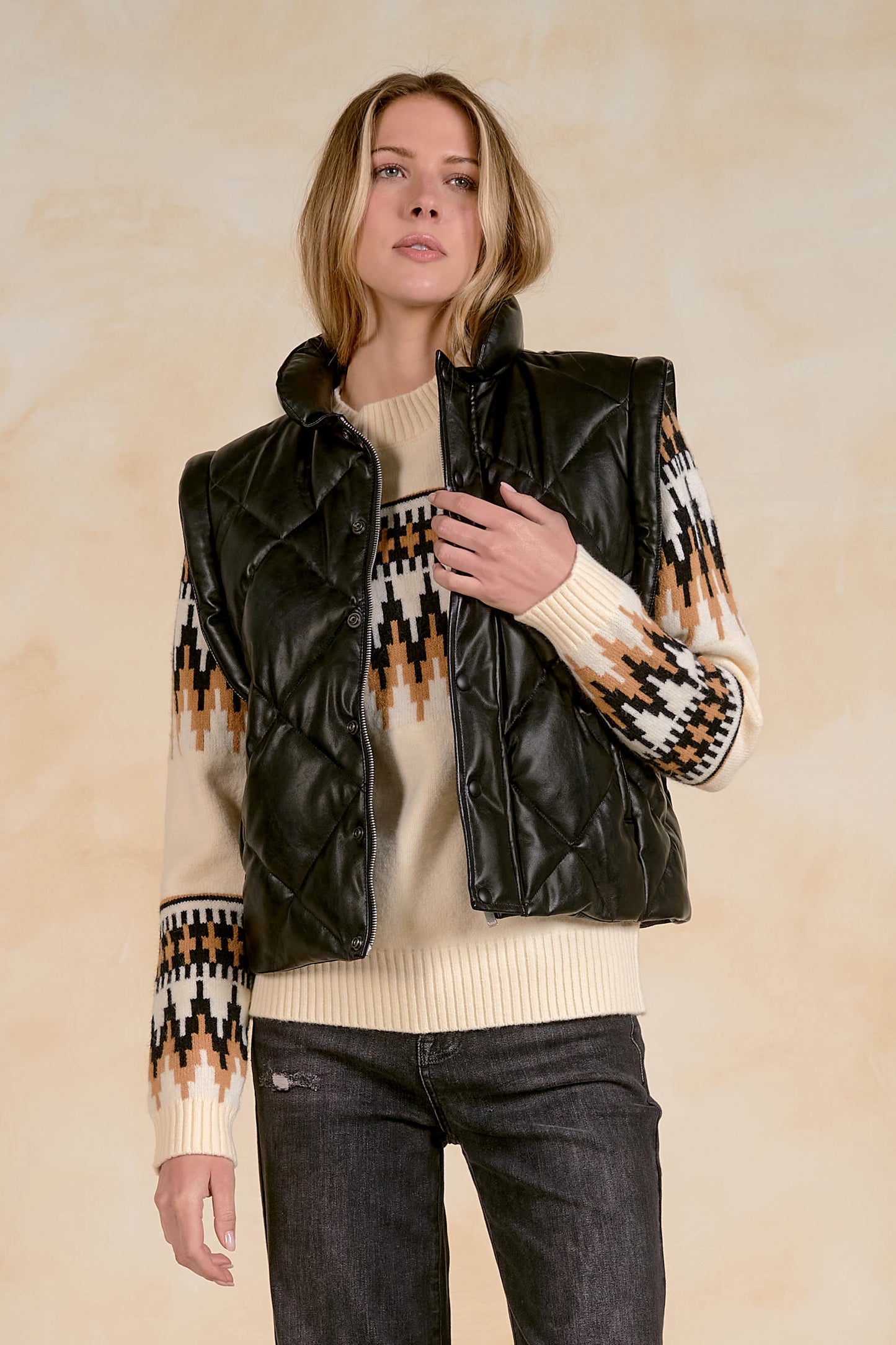 RHIONNE VEST