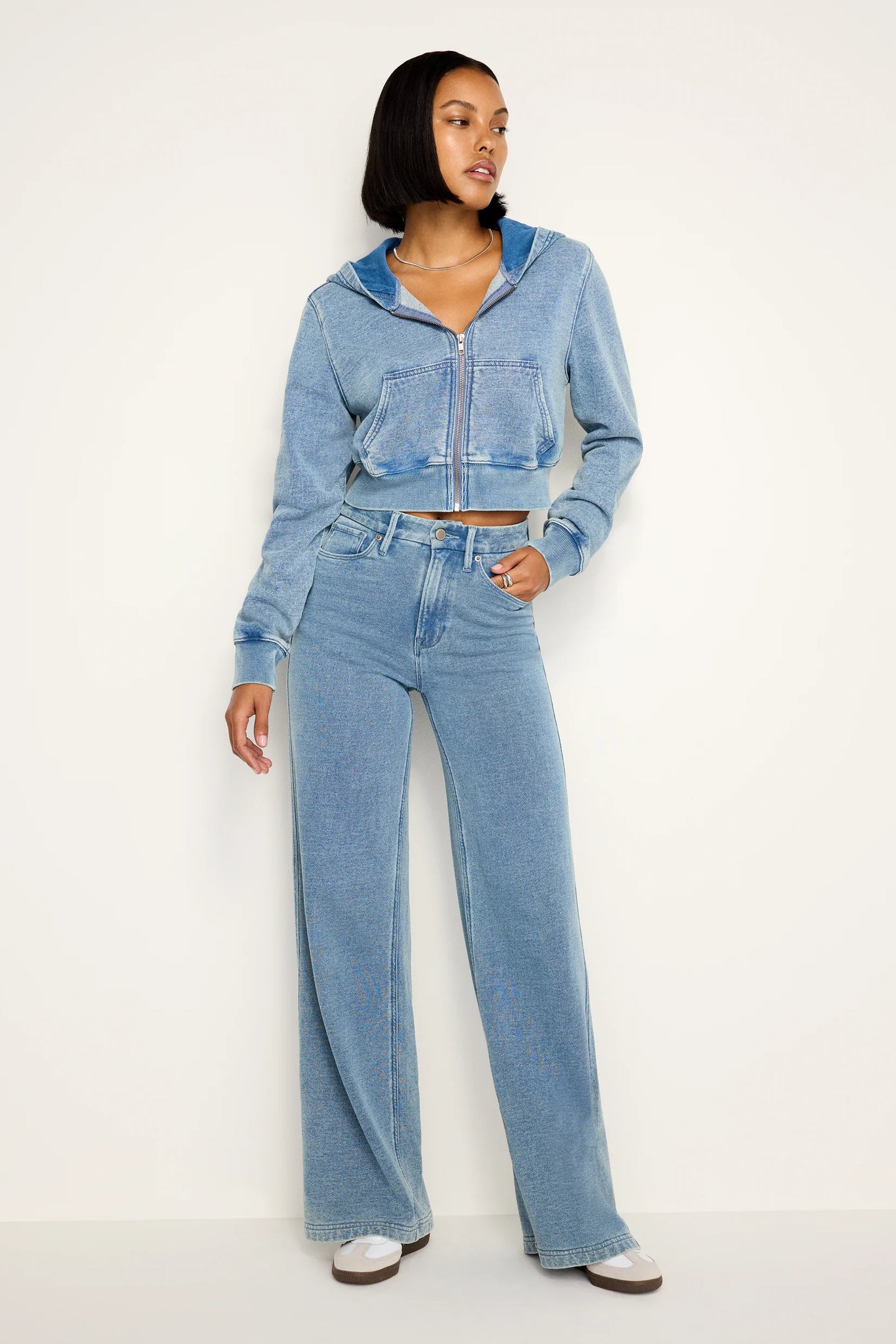 JEANIUS CROPPED ZIP HOODIE