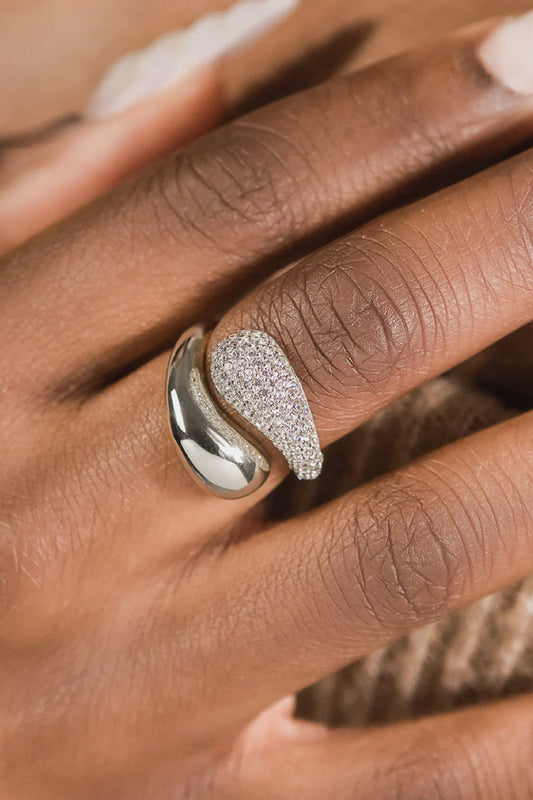 CECILIA RING