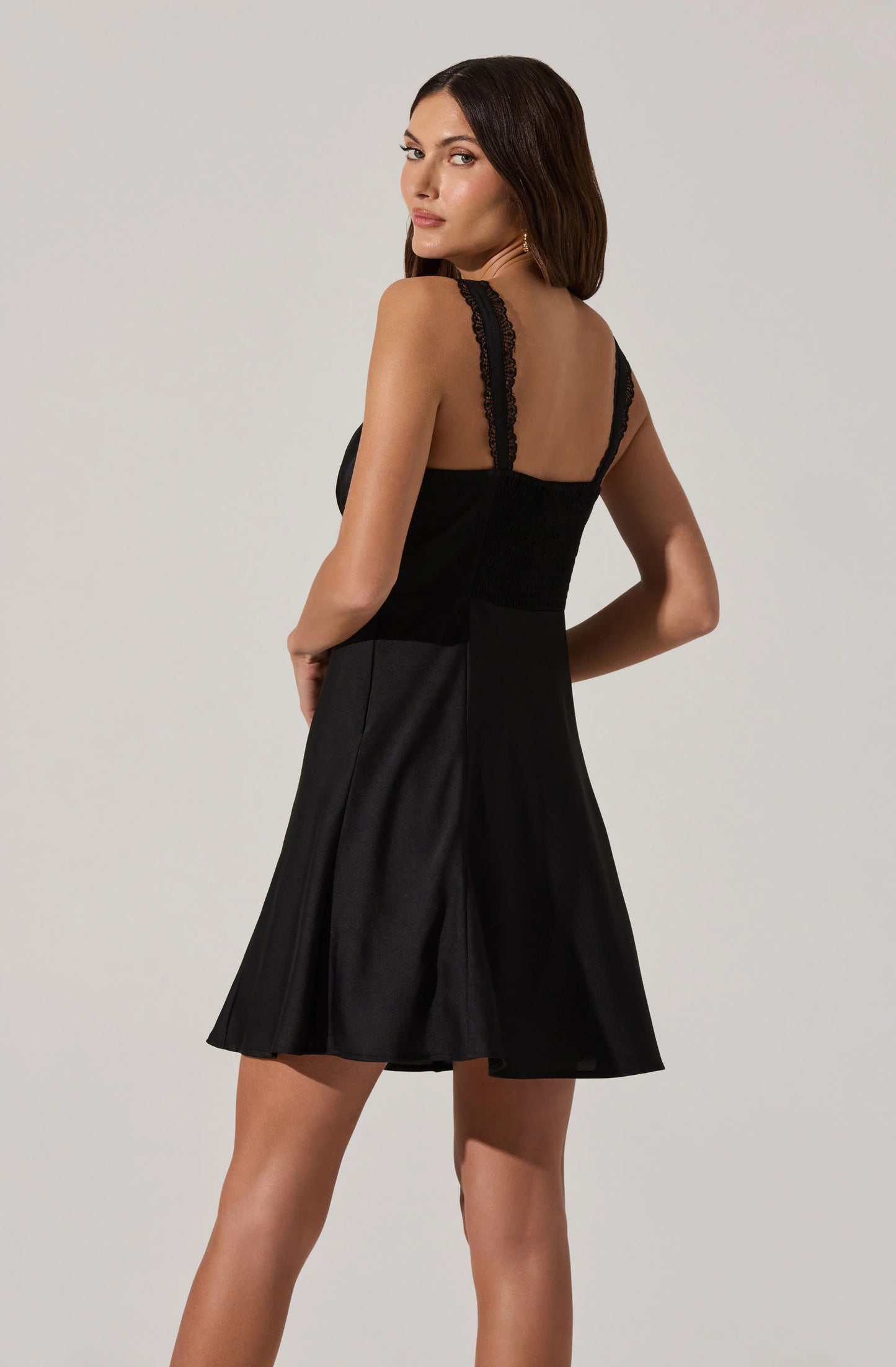 ALVA LACE DRESS