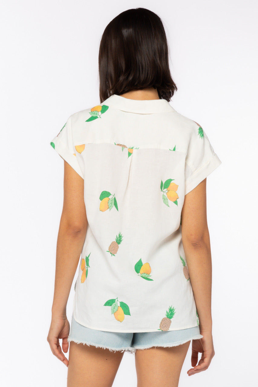 PINEAPPLE AND LEMON TOP