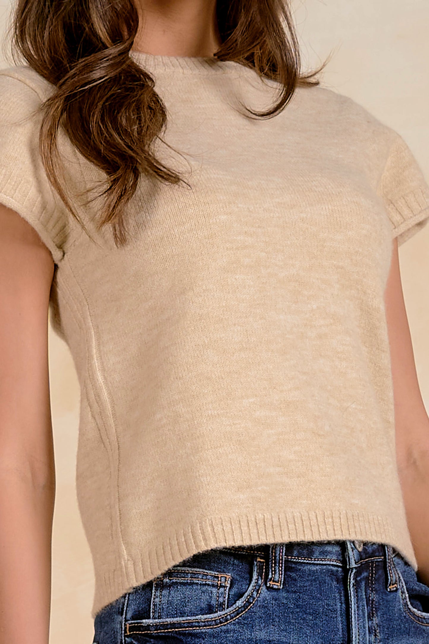 STONE SHORTSLEEVED CARDIGAN