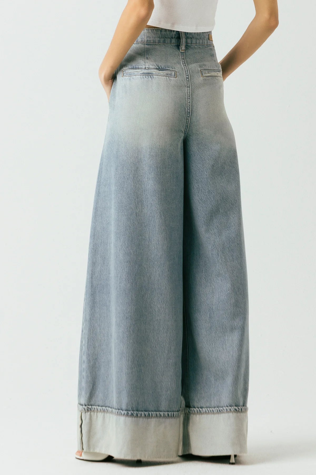 CUFFED EASY DAY PANT