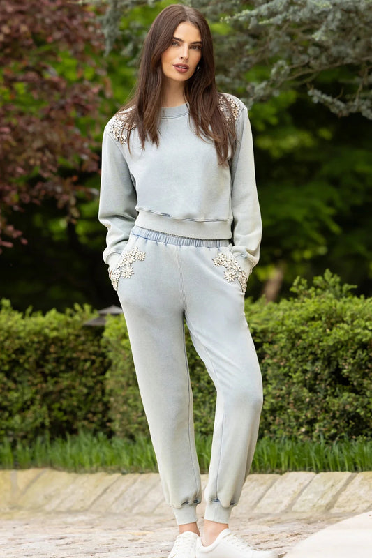 JULIE SET